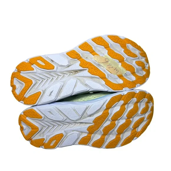 Men’s Hoka Clifton 8 Lime and Blue Athletic Shoes size 9.5 D